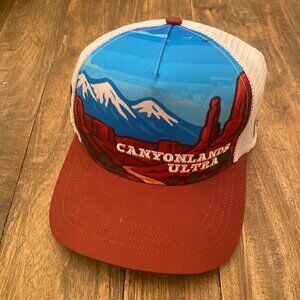 NEW Canyonlands Ultra Boco Gear Trucker Hat Cap Mad Moose Events Running Race